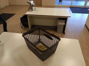 かごの底も広告媒体